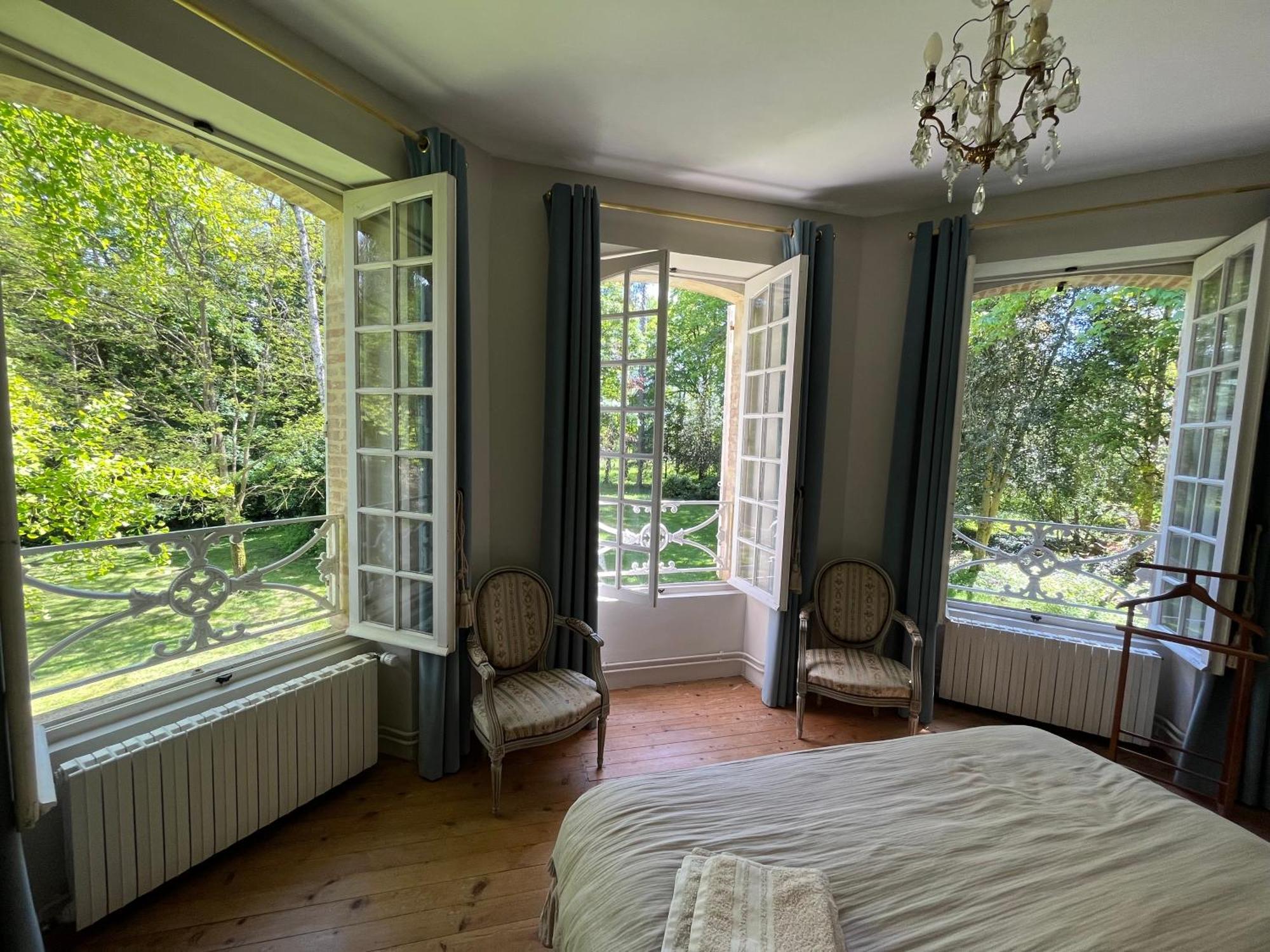 Les Grandes Hayes Bed & Breakfast Coulonges-sur-Sarthe Dış mekan fotoğraf